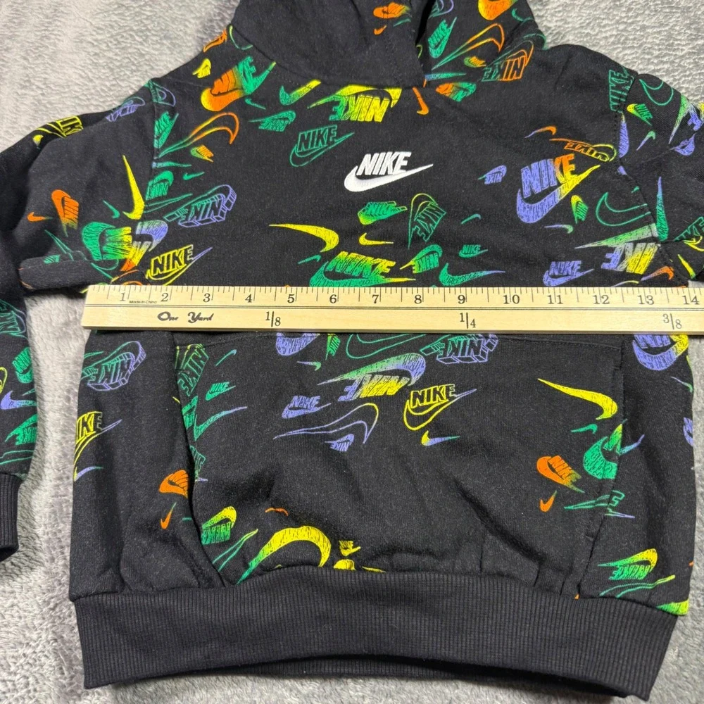 Nike pullover hoodie